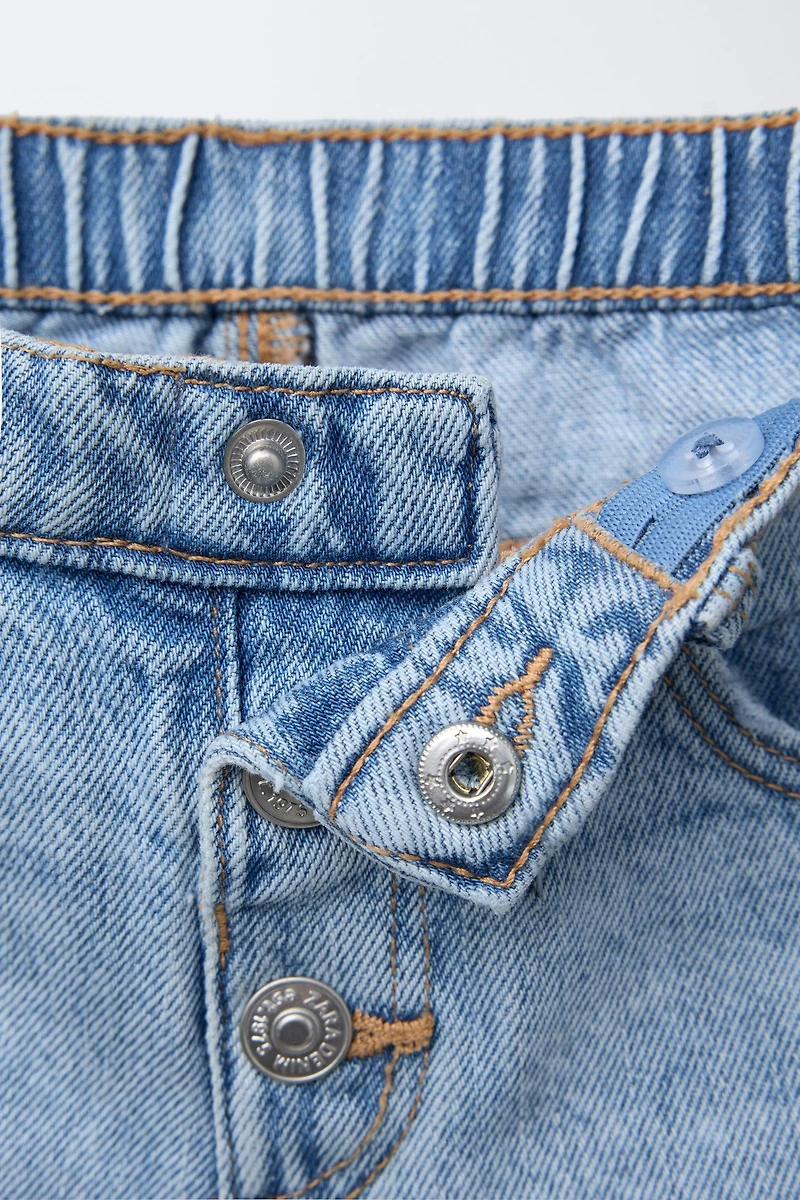 HIGH WAIST HEART POCKET DENIM SHORTS