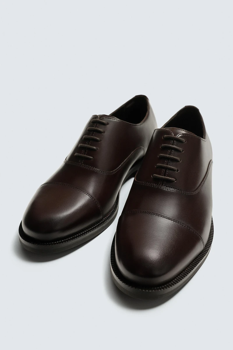 CHAUSSURES CHIC EN CUIR