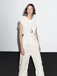 Wide-leg trousers with double dart