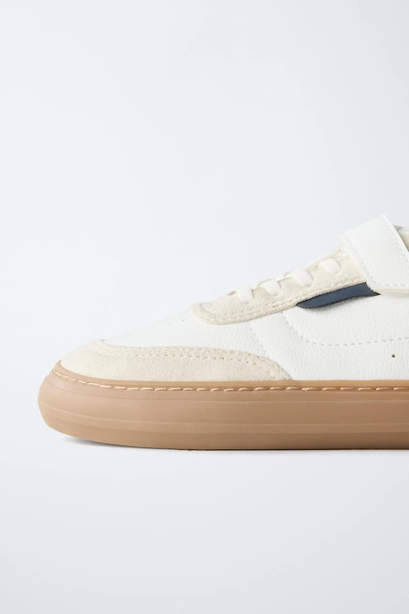 BAREFOOT SNEAKERS