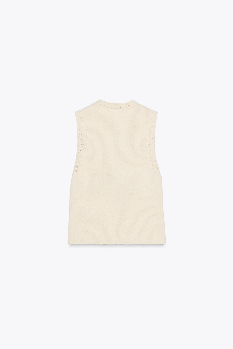 TOP EN MAILLE BOUTONS DORÉS