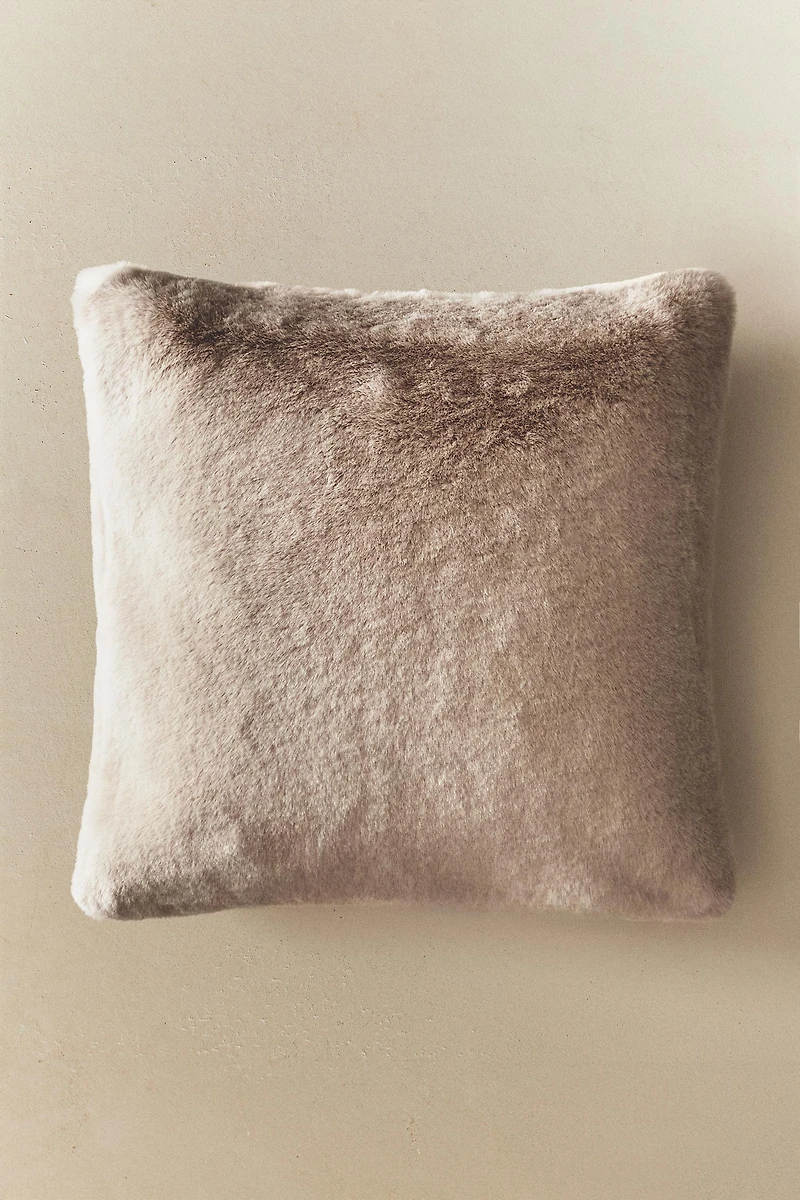 FAUX FUR THROW PILLOW COVER