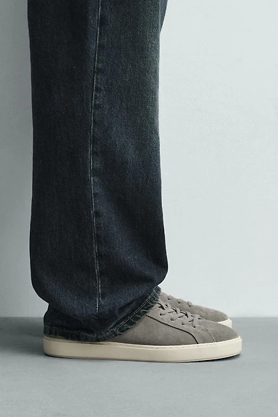 LEATHER HEEL DETAIL SNEAKERS