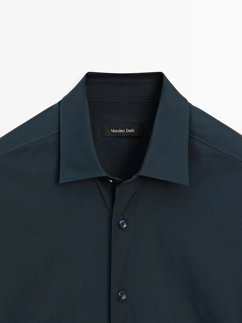 Slim fit stretch shirt