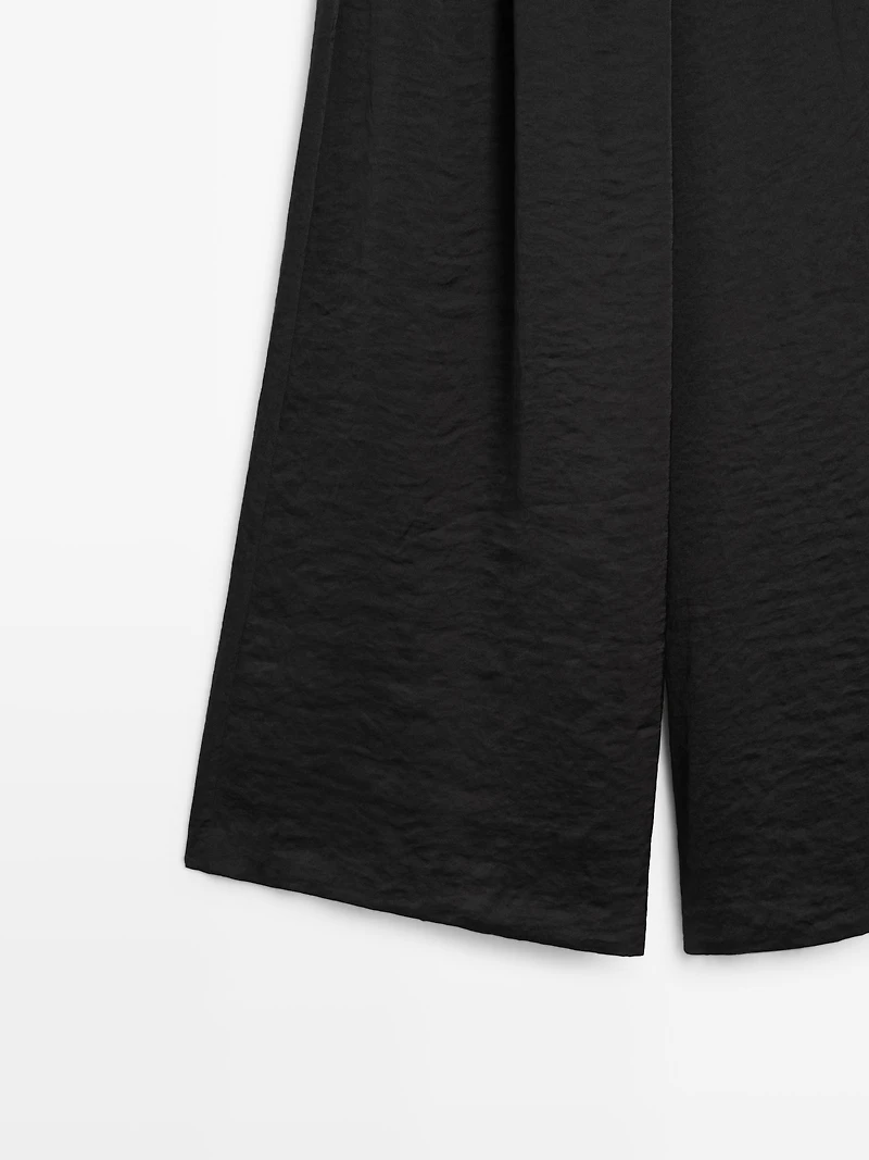 Pantalon large et fluide à pinces