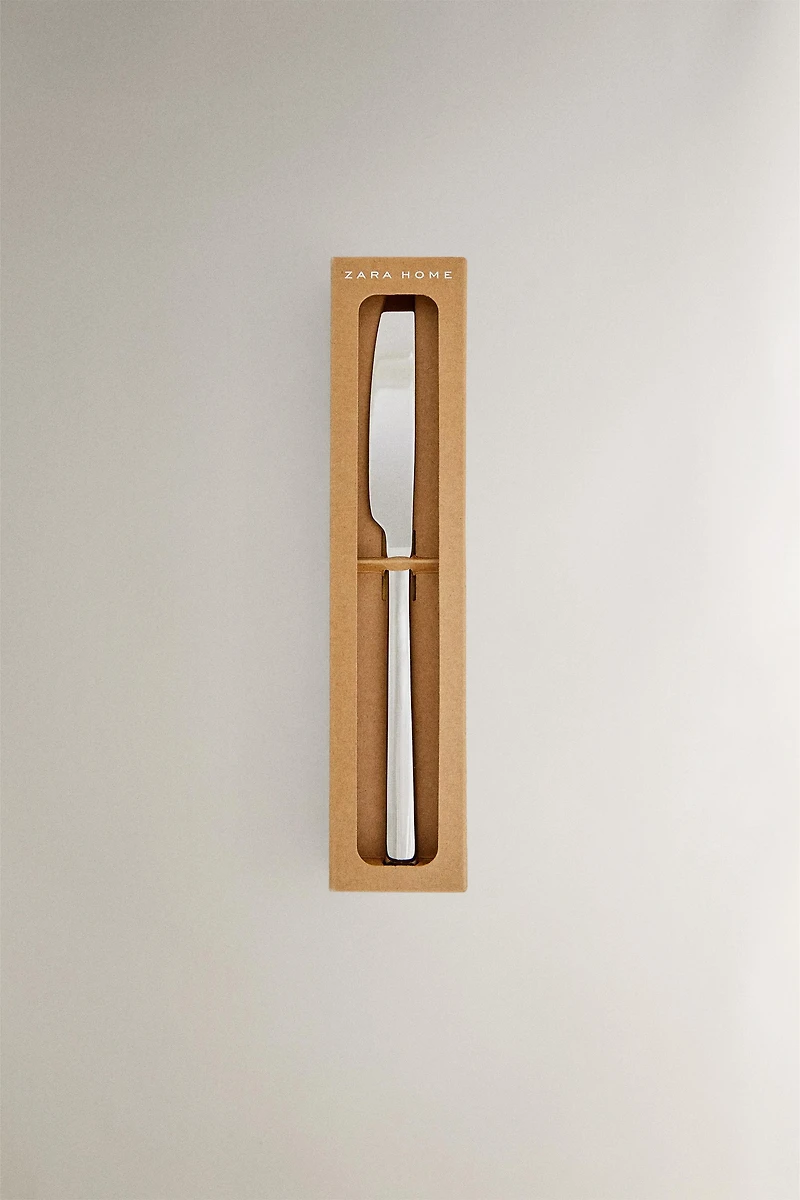 SET OF SHINY STEEL KNIVES (SET OF 4)