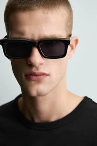 RECTANGULAR SUNGLASSES