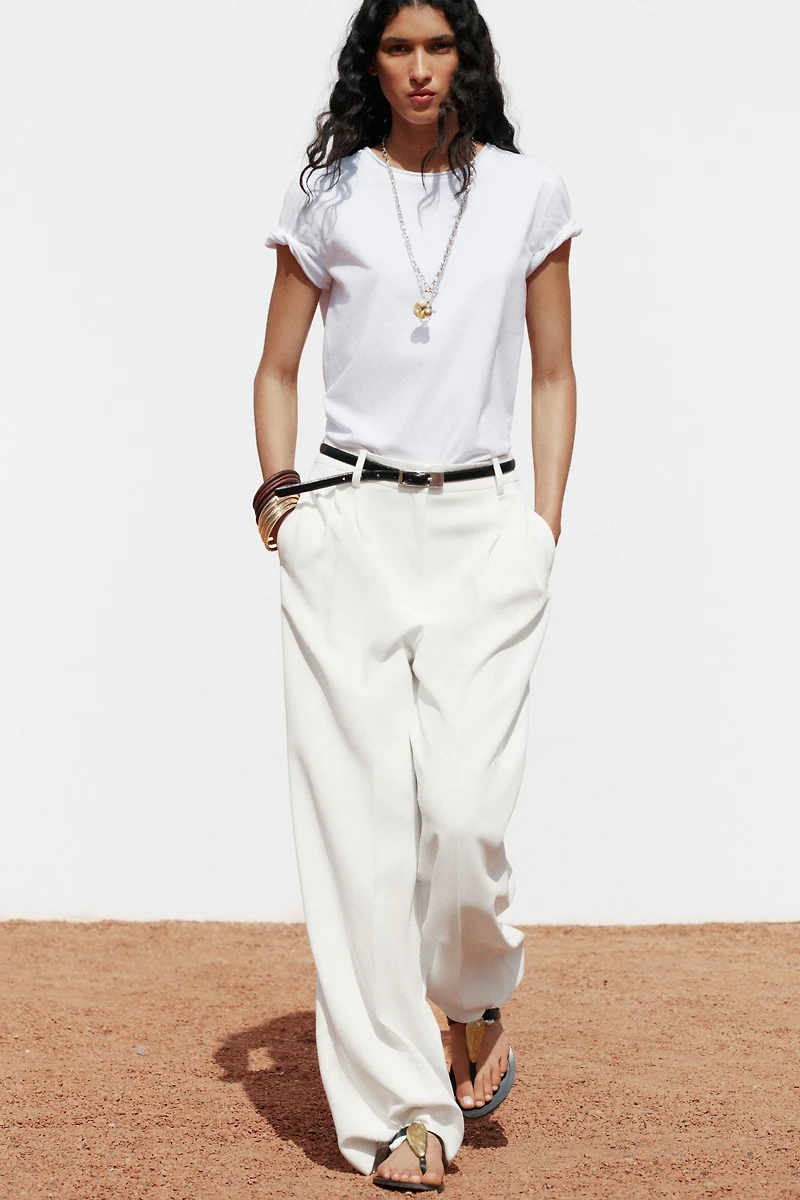 T-SHIRT DÉLAVÉ À MANCHES COURTES