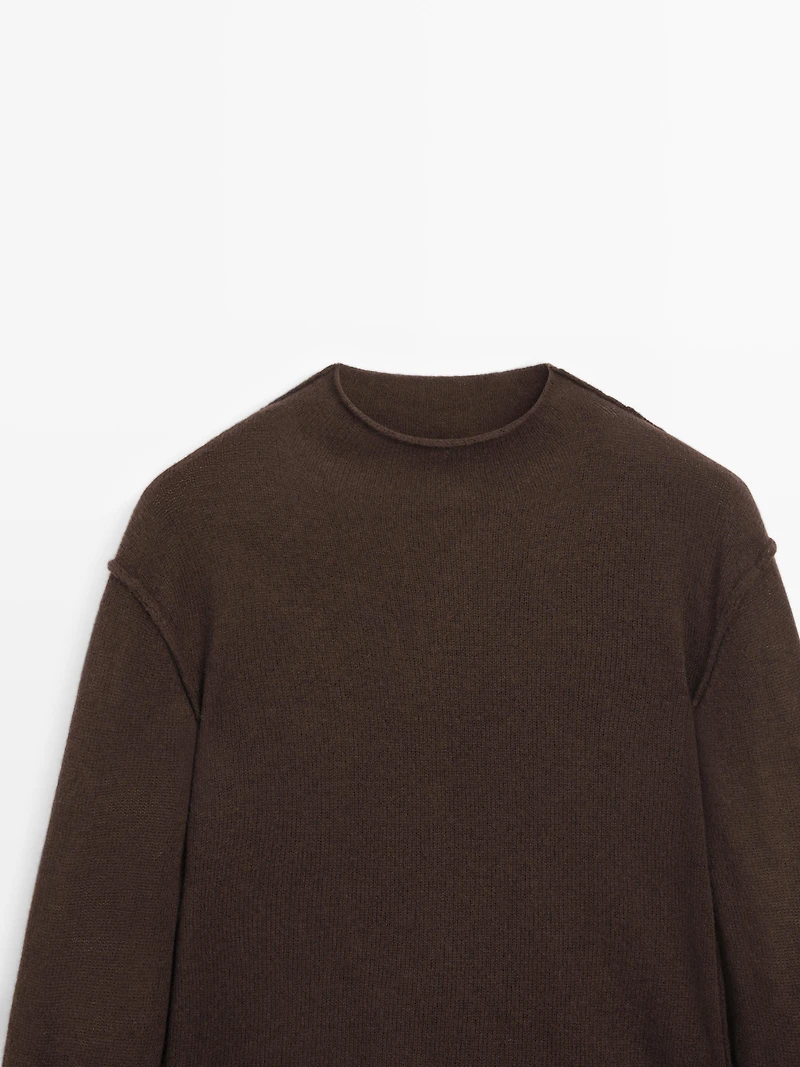Pull à col montant en maille de laine mélangée