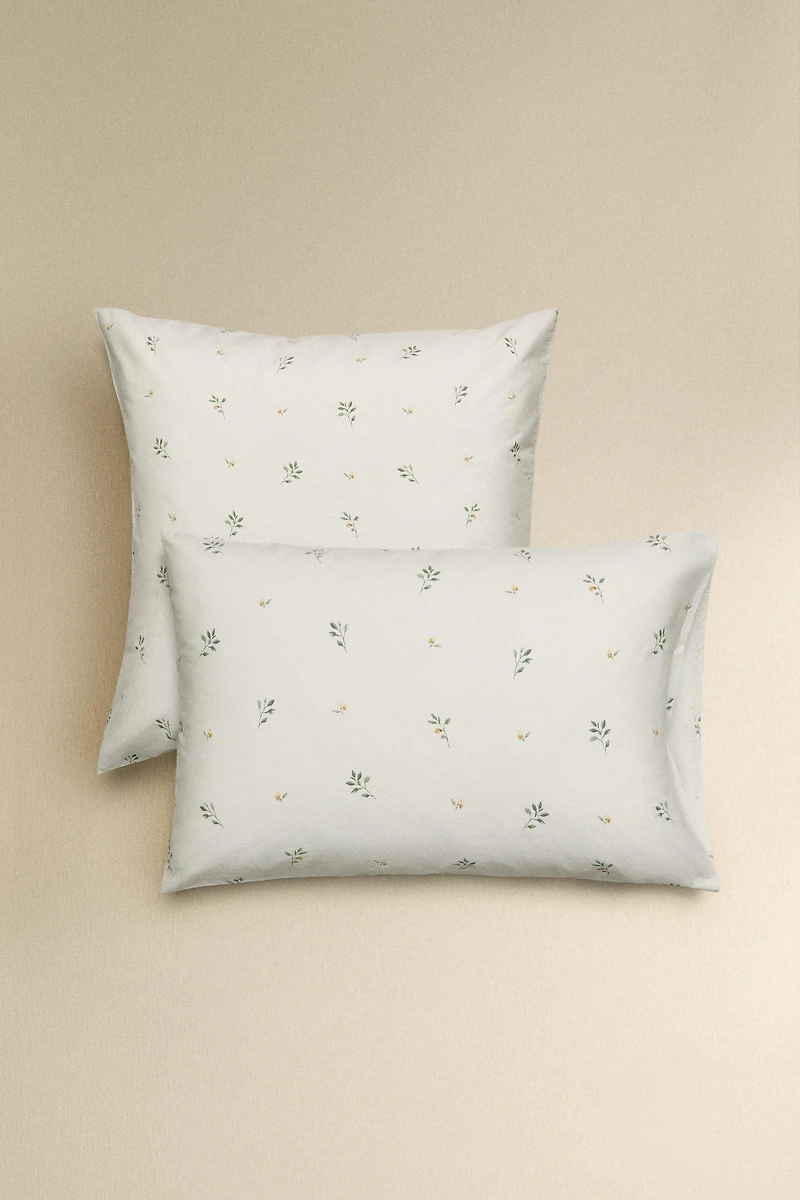 LEAF PRINT PILLOWCASE