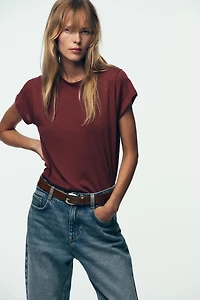 SHORT SLEEVE TEXTURED T-SHIRT