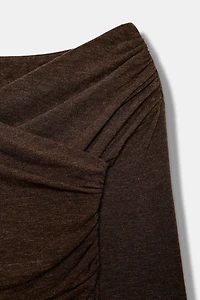 TOP DRAPÉ DÉCOLLETÉ CACHE-CŒUR