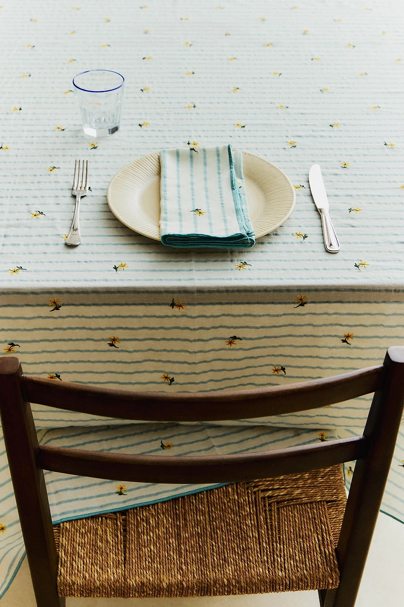 STRIPED TABLECLOTH WITH FLORAL EMBROIDERY