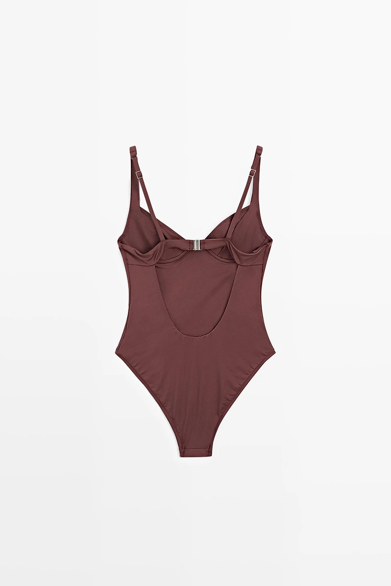 Maillot de bain à armatures et bretelles larges