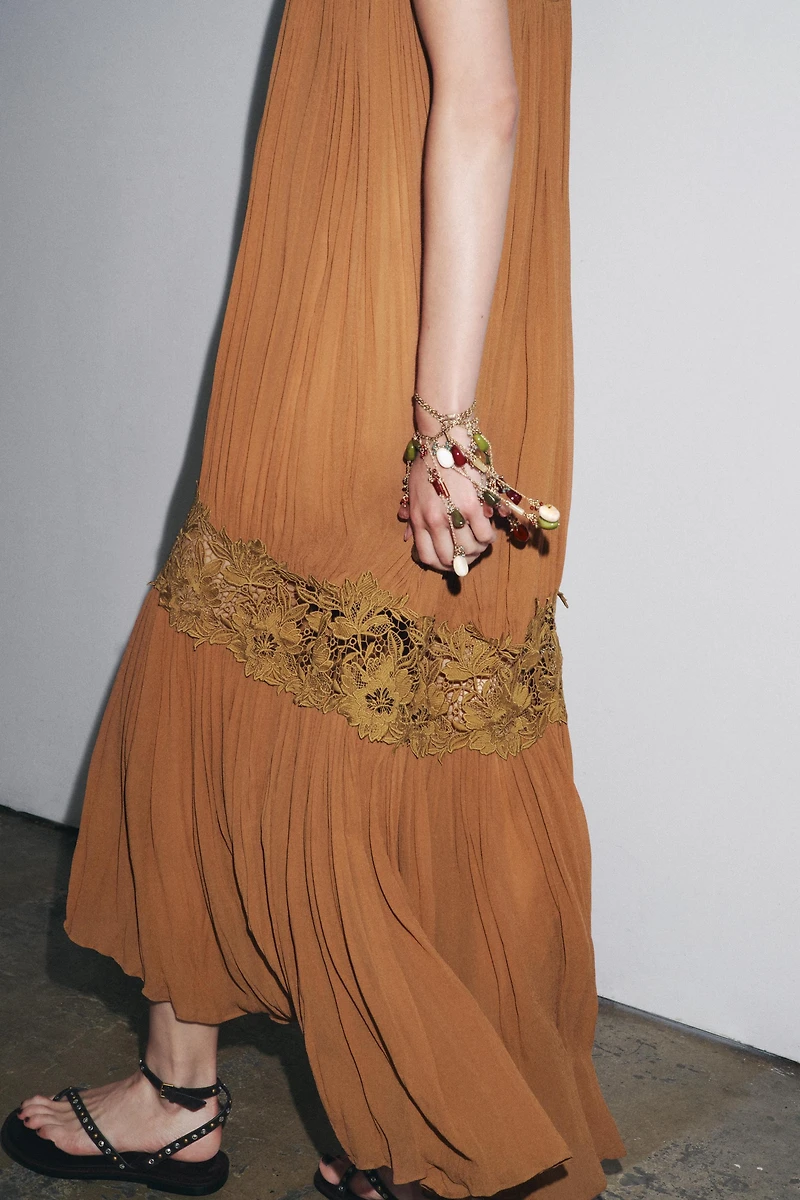 ZW COLLECTION WRINKLED EMBROIDERED DRESS