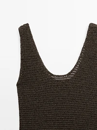 Cotton blend knit top with round neckline