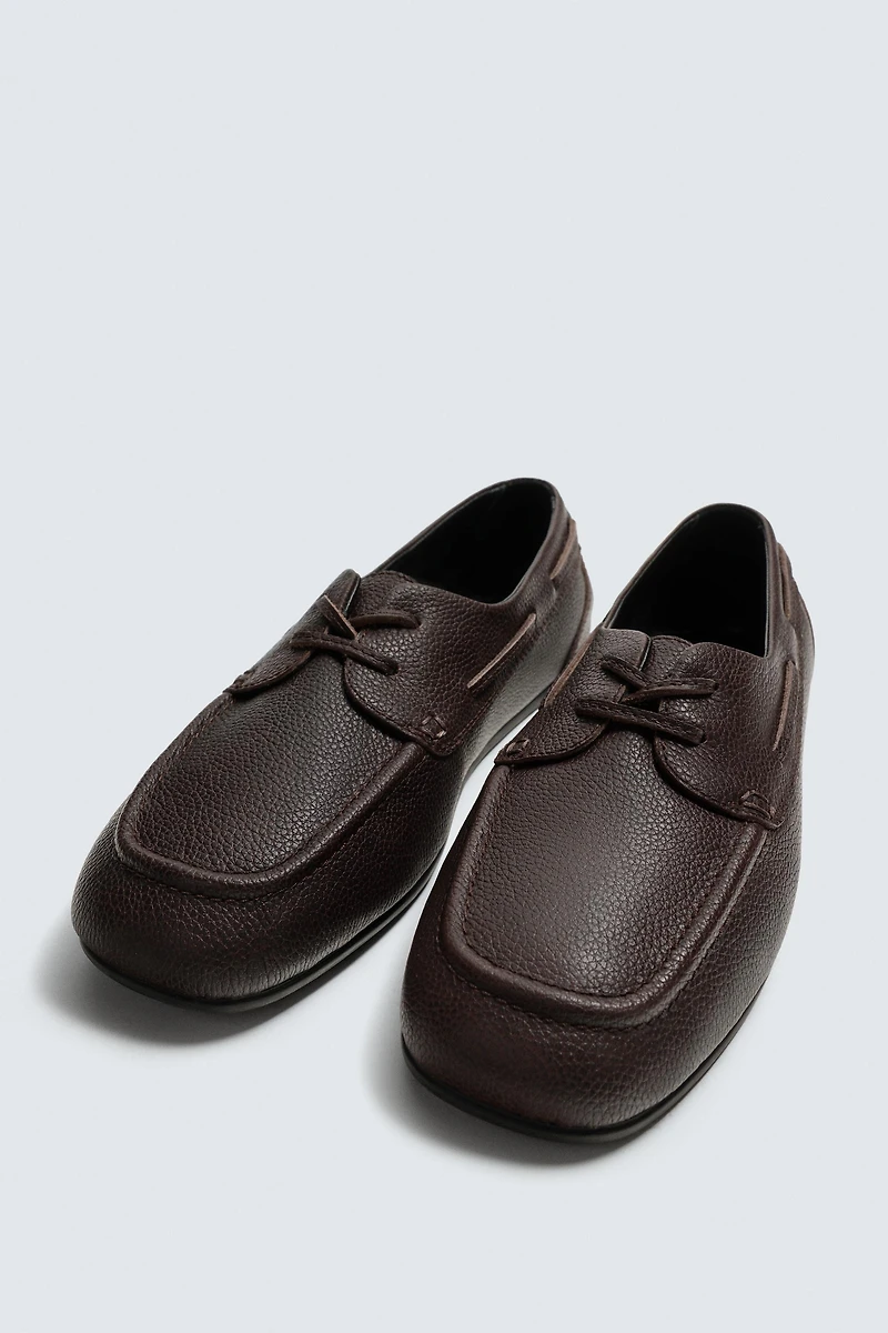 LEATHER BOAT SHOES