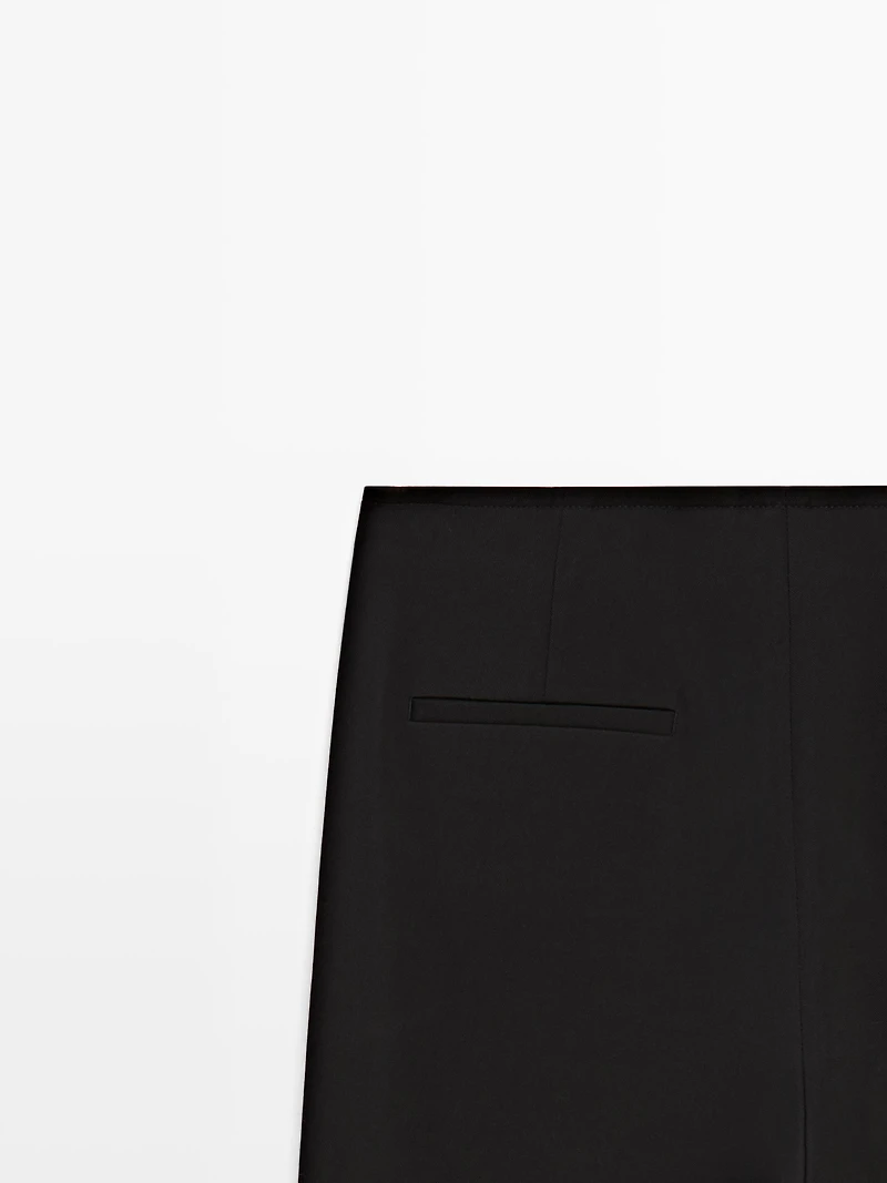Capris with button details