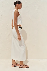 SLEEVELESS CREPE TOP