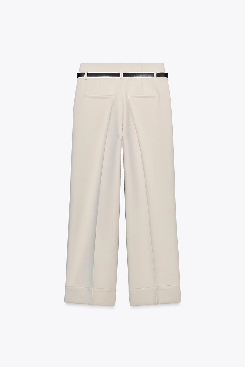 PANTALON BAS AVEC REVERS ET CEINTURE