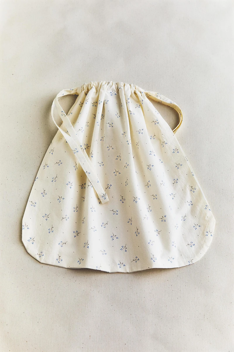 CHILDREN'S FLORAL LAUNDRY BAG