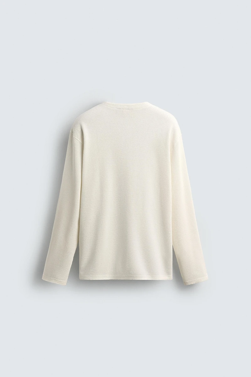WAFFLE KNIT HENLEY SHIRT