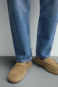 MOCASSINS EN CUIR CASUAL