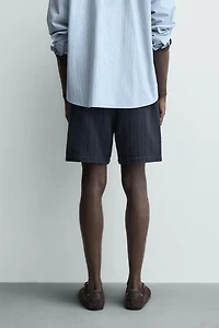 GEOMETRIC JACQUARD SHORTS