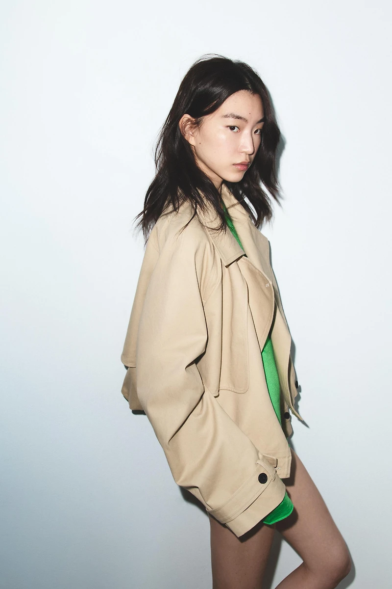 SHORT BALLOON TRENCH COAT