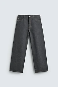 LOOSE FIT JEANS