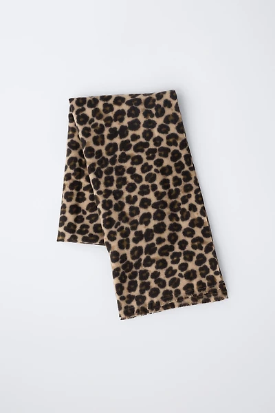 SOFT TOUCH ANIMAL PRINT SCARF