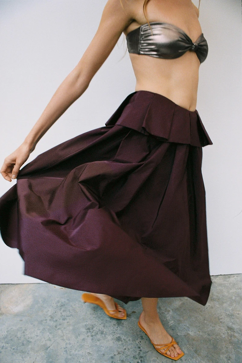 VOLUMINOUS MIDI SKIRT