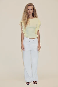 RUFFLED SLEEVE T-SHIRT