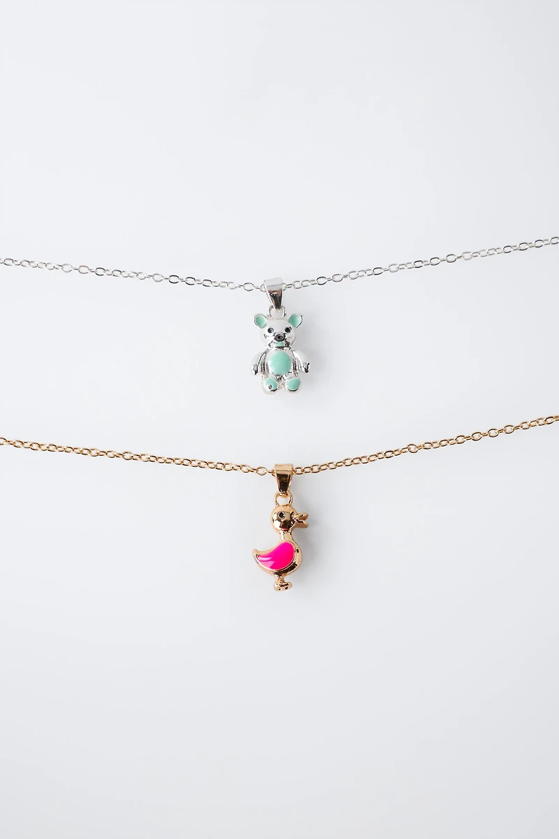 PACK OF TWO ANIMAL NECKLACES