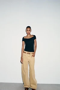 SQUARE NECK T-SHIRT