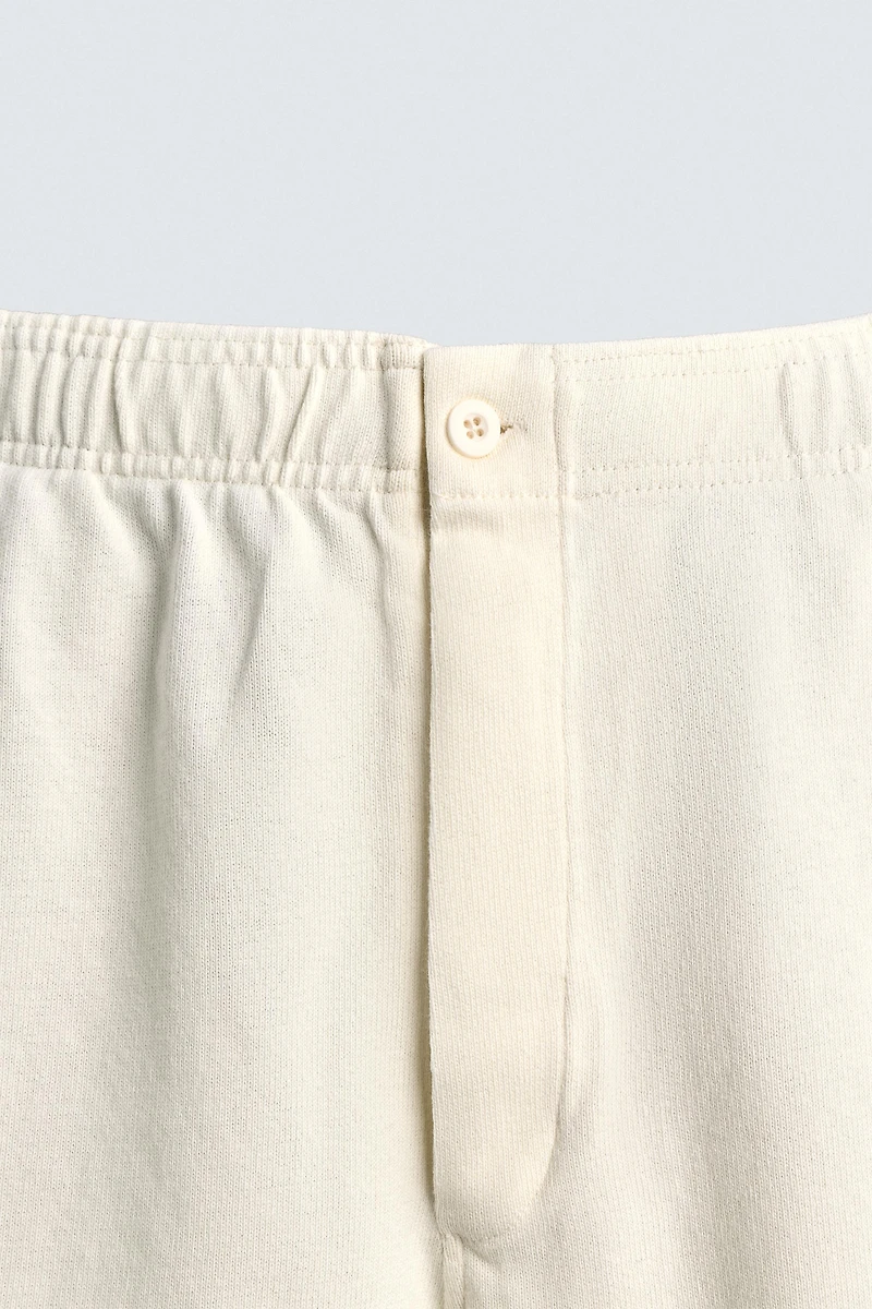 REGULAR FIT JOGGER SHORTS
