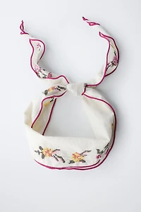 BANDANA AVEC BRODERIES AU POINT DE CROIX