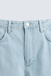 TAPERED WIDE FIT JEANS