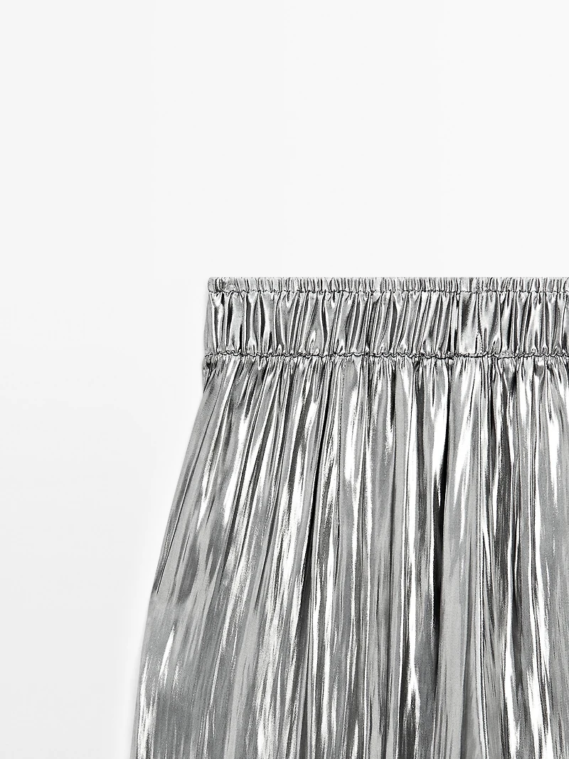Flowing metallic trousers with gathered detail