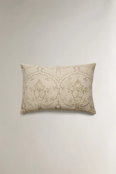 JACQUARD THROW PILLOW COVER