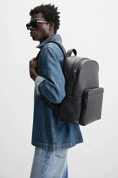 TEXTURE BACKPACK