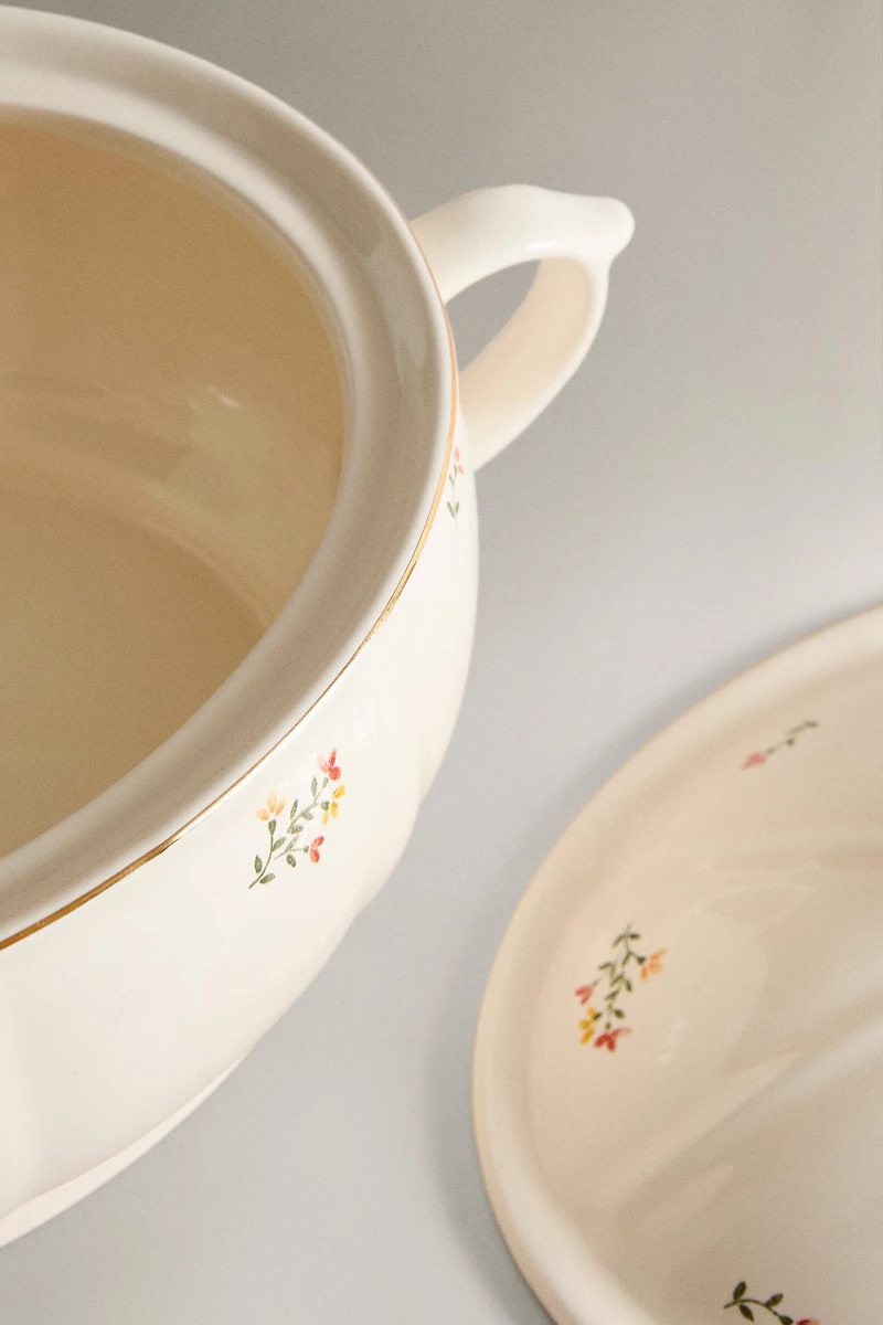 FLORAL PORCELAIN SOUP TUREEN