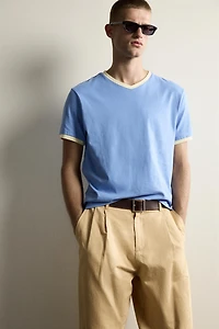 CONTRAST V-NECK RIBBED T-SHIRT