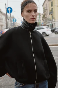 BLOUSON BOMBER BOULE AVEC LAINE ET COL CONTRASTANT