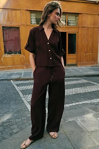 FLOWY STRAIGHT LEG PANTS
