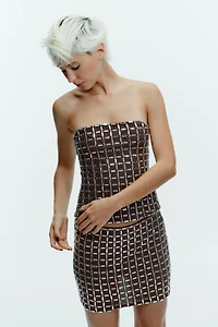 SHINY STRAPLESS MESH TOP