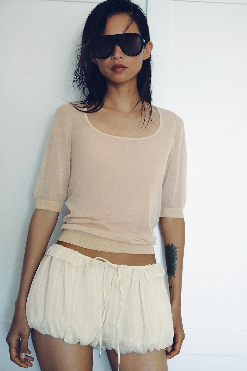 FINE GAUGE KNIT TOP
