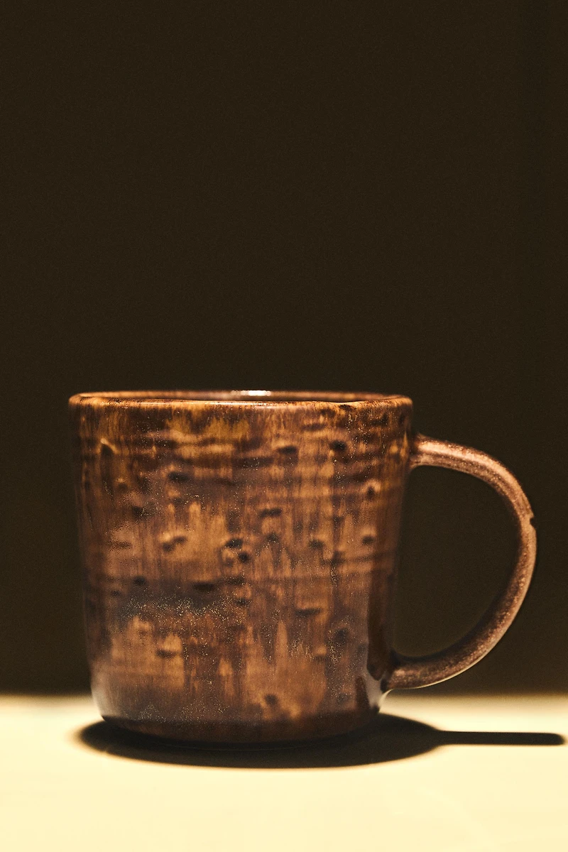 BROWN STONEWARE MUG
