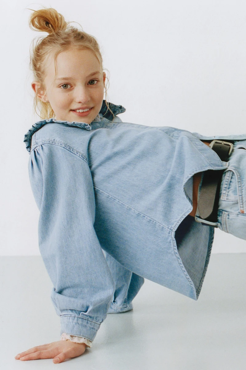 DENIM SHIRT WITH EMBROIDERED FLORAL COLLAR