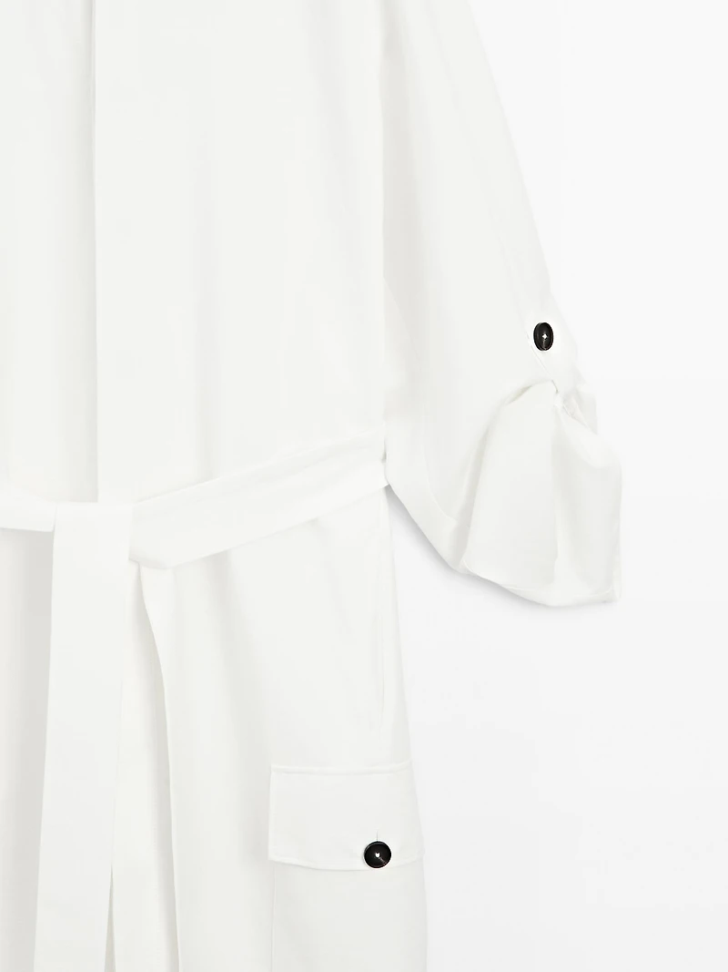 Shirt dress with contrast buttons